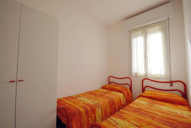 Hotel Alisei Lignano Sabbiadoro Bagian luar foto